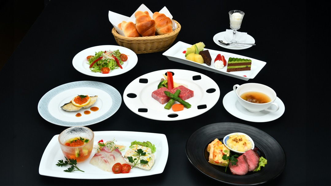 【創作イタリアンコースディナー】飛騨牛ステーキ約100g付き☆レンガ造りの映えるお食事会場