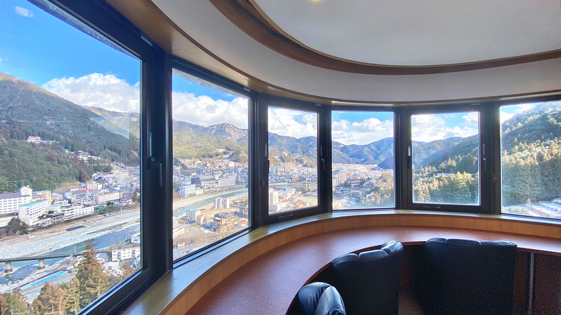 【部屋】ロイヤルメゾネットスイート（15階 インペリアル）シティビューカウンター