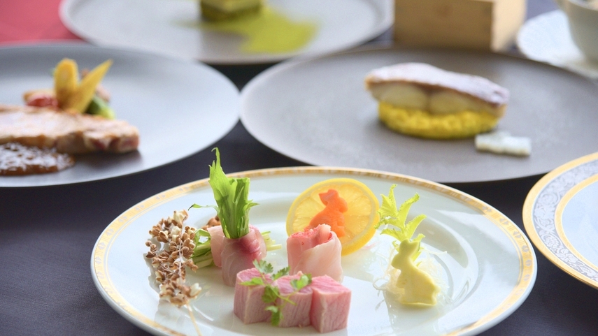 伊豆の海からの厳選食材！リーズナブルな和洋折衷コース（夕朝食付き）予約時確認事項あり