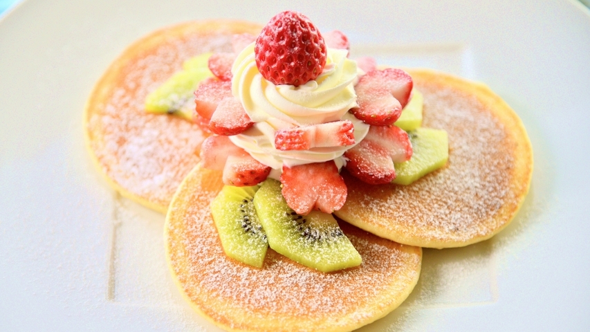 【期間限定】甘酸っぱいいちごパンケーキ付き！ディナーセット（夕朝食付き）