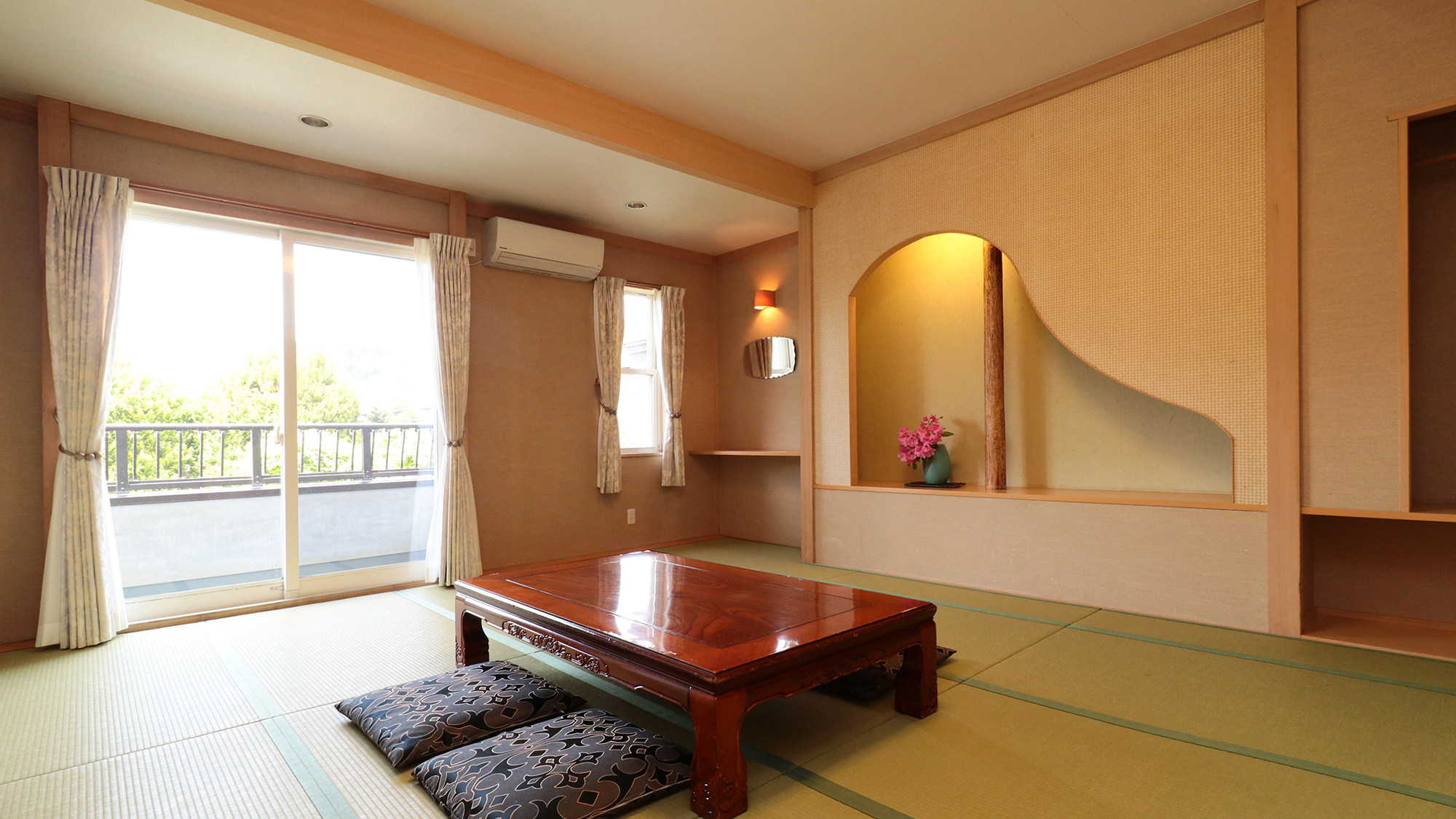 【本館】　客室　【富士山View】和室8畳*
