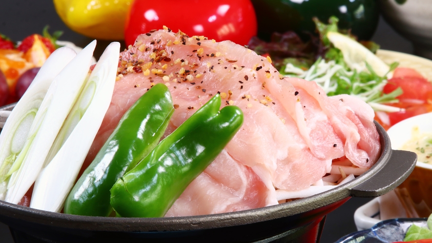 和食コース◇地物野菜と豚肉の陶板焼き