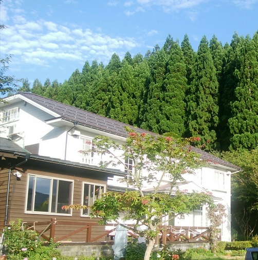 神鍋高原 ホテル・旅館 城崎 円山川温泉 銀花(共立リゾート) こちらの宿泊施設は、宿泊者からの総合評価点数が高い、もしくは多くの宿泊実績がある等の独自の条件を満たしたプリファードプログラム参加施設です。楽天トラベルへサービス利用料を支払うことにより、原則同条件の他の施設よりも上位に表示されています。(ヘルプページ参照) 温楽ノ森 こちらの宿泊施設は、宿泊者からの総合評価点数が高い、もしくは多くの宿泊実績がある等の独自の条件を満たしたプリファードプログラム参加施設です。楽天トラベルへサービス利用料を支払うことにより、原則同条件の他の施設よりも上位に表示されています。(ヘルプページ参照) オーベルジュ アルビレオ 天文台 こちらの宿泊施設は、宿泊者からの総合評価点数が高い、もしくは多くの宿泊実績がある等の独自の条件を満たしたプリファードプログラム参加施設です。楽天トラベルへサービス利用料を支払うことにより、原則同条件の他の施設よりも上位に表示されています。(ヘルプページ参照) 山の家浄山 神鍋ハイランドホテル こちらの宿泊施設は、宿泊者からの総合評価点数が高い、もしくは多くの宿泊実績がある等の独自の条件を満たしたプリファードプログラム参加施設です。楽天トラベルへサービス利用料を支払うことにより、原則同条件の他の施設よりも上位に表示されています。(ヘルプページ参照) Hotel IKUE こちらの宿泊施設は、宿泊者からの総合評価点数が高い、もしくは多くの宿泊実績がある等の独自の条件を満たしたプリファードプログラム参加施設です。楽天トラベルへサービス利用料を支払うことにより、原則同条件の他の施設よりも上位に表示されています。(ヘルプページ参照) だるま こちらの宿泊施設は、宿泊者からの総合評価点数が高い、もしくは多くの宿泊実績がある等の独自の条件を満たしたプリファードプログラム参加施設です。楽天トラベルへサービス利用料を支払うことにより、原則同条件の他の施設よりも上位に表示されています。(ヘルプページ参照) 「山の季」きゃら こちらの宿泊施設は、宿泊者からの総合評価点数が高い、もしくは多くの宿泊実績がある等の独自の条件を満たしたプリファードプログラム参加施設です。楽天トラベルへサービス利用料を支払うことにより、原則同条件の他の施設よりも上位に表示されています。(ヘルプページ参照) ビジネスホテル セピア こちらの宿泊施設は、宿泊者からの総合評価点数が高い、もしくは多くの宿泊実績がある等の独自の条件を満たしたプリファードプログラム参加施設です。楽天トラベルへサービス利用料を支払うことにより、原則同条件の他の施設よりも上位に表示されています。(ヘルプページ参照) 神鍋温泉 自然に癒される高原ホテル ブルーリッジホテル こちらの宿泊施設は、宿泊者からの総合評価点数が高い、もしくは多くの宿泊実績がある等の独自の条件を満たしたプリファードプログラム参加施設です。楽天トラベルへサービス利用料を支払うことにより、原則同条件の他の施設よりも上位に表示されています。(ヘルプページ参照) 神鍋グリーンホテル こちらの宿泊施設は、宿泊者からの総合評価点数が高い、もしくは多くの宿泊実績がある等の独自の条件を満たしたプリファードプログラム参加施設です。楽天トラベルへサービス利用料を支払うことにより、原則同条件の他の施設よりも上位に表示されています。(ヘルプページ参照) 神鍋山荘 わらく こちらの宿泊施設は、宿泊者からの総合評価点数が高い、もしくは多くの宿泊実績がある等の独自の条件を満たしたプリファードプログラム参加施設です。楽天トラベルへサービス利用料を支払うことにより、原則同条件の他の施設よりも上位に表示されています。(ヘルプページ参照) ペンション ムーンサイド こちらの宿泊施設は、宿泊者からの総合評価点数が高い、もしくは多くの宿泊実績がある等の独自の条件を満たしたプリファードプログラム参加施設です。楽天トラベルへサービス利用料を支払うことにより、原則同条件の他の施設よりも上位に表示されています。(ヘルプページ参照) ペンシオーネ キタムラ こちらの宿泊施設は、宿泊者からの総合評価点数が高い、もしくは多くの宿泊実績がある等の独自の条件を満たしたプリファードプログラム参加施設です。楽天トラベルへサービス利用料を支払うことにより、原則同条件の他の施設よりも上位に表示されています。(ヘルプページ参照) 旅の宿 ときわ野 こちらの宿泊施設は、宿泊者からの総合評価点数が高い、もしくは多くの宿泊実績がある等の独自の条件を満たしたプリファードプログラム参加施設です。楽天トラベルへサービス利用料を支払うことにより、原則同条件の他の施設よりも上位に表示されています。(ヘルプページ参照) ペンション スノーランド こちらの宿泊施設は、宿泊者からの総合評価点数が高い、もしくは多くの宿泊実績がある等の独自の条件を満たしたプリファードプログラム参加施設です。楽天トラベルへサービス利用料を支払うことにより、原則同条件の他の施設よりも上位に表示されています。(ヘルプページ参照) かんなべ高原ペンション ポム・アンナ こちらの宿泊施設は、宿泊者からの総合評価点数が高い、もしくは多くの宿泊実績がある等の独自の条件を満たしたプリファードプログラム参加施設です。楽天トラベルへサービス利用料を支払うことにより、原則同条件の他の施設よりも上位に表示されています。(ヘルプページ参照) ペンション くるみの木<兵庫県> こちらの宿泊施設は、宿泊者からの総合評価点数が高い、もしくは多くの宿泊実績がある等の独自の条件を満たしたプリファードプログラム参加施設です。楽天トラベルへサービス利用料を支払うことにより、原則同条件の他の施設よりも上位に表示されています。(ヘルプページ参照) フェアフィールド・バイ・マリオット・兵庫神鍋高原 こちらの宿泊施設は、宿泊者からの総合評価点数が高い、もしくは多くの宿泊実績がある等の独自の条件を満たしたプリファードプログラム参加施設です。楽天トラベルへサービス利用料を支払うことにより、原則同条件の他の施設よりも上位に表示されています。(ヘルプページ参照) 兵庫県立但馬長寿の郷 宿泊棟「夢」ロッジ こちらの宿泊施設は、宿泊者からの総合評価点数が高い、もしくは多くの宿泊実績がある等の独自の条件を満たしたプリファードプログラム参加施設です。楽天トラベルへサービス利用料を支払うことにより、原則同条件の他の施設よりも上位に表示されています。(ヘルプページ参照) ペンション マウントクック こちらの宿泊施設は、宿泊者からの総合評価点数が高い、もしくは多くの宿泊実績がある等の独自の条件を満たしたプリファードプログラム参加施設です。楽天トラベルへサービス利用料を支払うことにより、原則同条件の他の施設よりも上位に表示されています。(ヘルプページ参照) 神鍋温泉 LibertyHouse 権兵衛 こちらの宿泊施設は、宿泊者からの総合評価点数が高い、もしくは多くの宿泊実績がある等の独自の条件を満たしたプリファードプログラム参加施設です。楽天トラベルへサービス利用料を支払うことにより、原則同条件の他の施設よりも上位に表示されています。(ヘルプページ参照) ふる里<兵庫県> こちらの宿泊施設は、宿泊者からの総合評価点数が高い、もしくは多くの宿泊実績がある等の独自の条件を満たしたプリファードプログラム参加施設です。楽天トラベルへサービス利用料を支払うことにより、原則同条件の他の施設よりも上位に表示されています。(ヘルプページ参照) ペンション てるてるぼーず こちらの宿泊施設は、宿泊者からの総合評価点数が高い、もしくは多くの宿泊実績がある等の独自の条件を満たしたプリファードプログラム参加施設です。楽天トラベルへサービス利用料を支払うことにより、原則同条件の他の施設よりも上位に表示されています。(ヘルプページ参照) ペンション ログリゾートかんなべ こちらの宿泊施設は、宿泊者からの総合評価点数が高い、もしくは多くの宿泊実績がある等の独自の条件を満たしたプリファードプログラム参加施設です。楽天トラベルへサービス利用料を支払うことにより、原則同条件の他の施設よりも上位に表示されています。(ヘルプページ参照) やまね屋 こちらの宿泊施設は、宿泊者からの総合評価点数が高い、もしくは多くの宿泊実績がある等の独自の条件を満たしたプリファードプログラム参加施設です。楽天トラベルへサービス利用料を支払うことにより、原則同条件の他の施設よりも上位に表示されています。(ヘルプページ参照) 神鍋高原 名色ホテル こちらの宿泊施設は、宿泊者からの総合評価点数が高い、もしくは多くの宿泊実績がある等の独自の条件を満たしたプリファードプログラム参加施設です。楽天トラベルへサービス利用料を支払うことにより、原則同条件の他の施設よりも上位に表示されています。(ヘルプページ参照) 神鍋高原 名色荘 こちらの宿泊施設は、宿泊者からの総合評価点数が高い、もしくは多くの宿泊実績がある等の独自の条件を満たしたプリファードプログラム参加施設です。楽天トラベルへサービス利用料を支払うことにより、原則同条件の他の施設よりも上位に表示されています。(ヘルプページ参照) ロッヂ北壁 こちらの宿泊施設は、宿泊者からの総合評価点数が高い、もしくは多くの宿泊実績がある等の独自の条件を満たしたプリファードプログラム参加施設です。楽天トラベルへサービス利用料を支払うことにより、原則同条件の他の施設よりも上位に表示されています。(ヘルプページ参照) 神鍋亭 こちらの宿泊施設は、宿泊者からの総合評価点数が高い、もしくは多くの宿泊実績がある等の独自の条件を満たしたプリファードプログラム参加施設です。楽天トラベルへサービス利用料を支払うことにより、原則同条件の他の施設よりも上位に表示されています。(ヘルプページ参照) 神鍋高原 みやま荘 こちらの宿泊施設は、宿泊者からの総合評価点数が高い、もしくは多くの宿泊実績がある等の独自の条件を満たしたプリファードプログラム参加施設です。楽天トラベルへサービス利用料を支払うことにより、原則同条件の他の施設よりも上位に表示されています。(ヘルプページ参照) 神鍋山荘 こちらの宿泊施設は、宿泊者からの総合評価点数が高い、もしくは多くの宿泊実績がある等の独自の条件を満たしたプリファードプログラム参加施設です。楽天トラベルへサービス利用料を支払うことにより、原則同条件の他の施設よりも上位に表示されています。(ヘルプページ参照) 民宿 やぶや こちらの宿泊施設は、宿泊者からの総合評価点数が高い、もしくは多くの宿泊実績がある等の独自の条件を満たしたプリファードプログラム参加施設です。楽天トラベルへサービス利用料を支払うことにより、原則同条件の他の施設よりも上位に表示されています。(ヘルプページ参照)