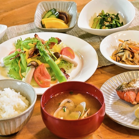 地元の居酒屋で送迎付き夕食！美奈味コラボ企画！地酒満喫＋朝は洗心亭で朝食 地元満喫プラン