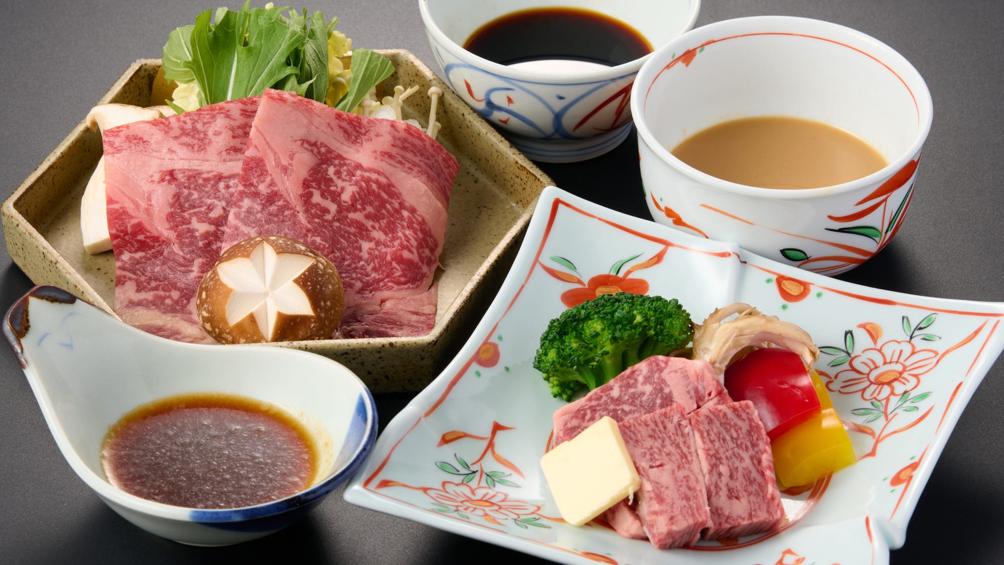 【黒毛和牛の贅×会津の旬】ステーキと選べる鍋（しゃぶorすき焼き）×会津創作膳で上質グルメ旅プラン