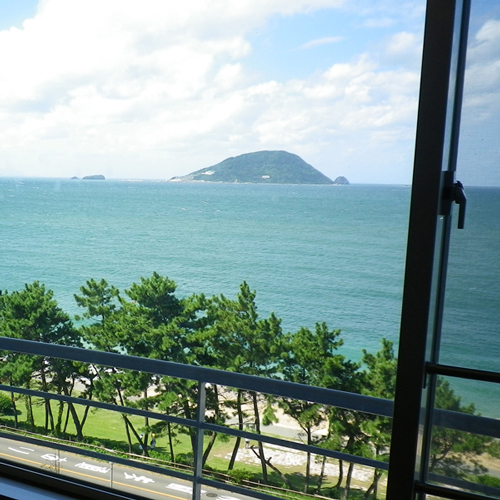 View from the rooms: All rooms have ocean views