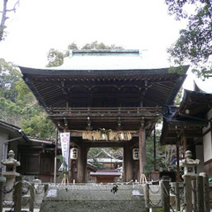 志賀海神社　三大海神の一つ綿津見神を祀り、「龍の都」、「海神の総本社」とも呼ばれ、海上安全の神として