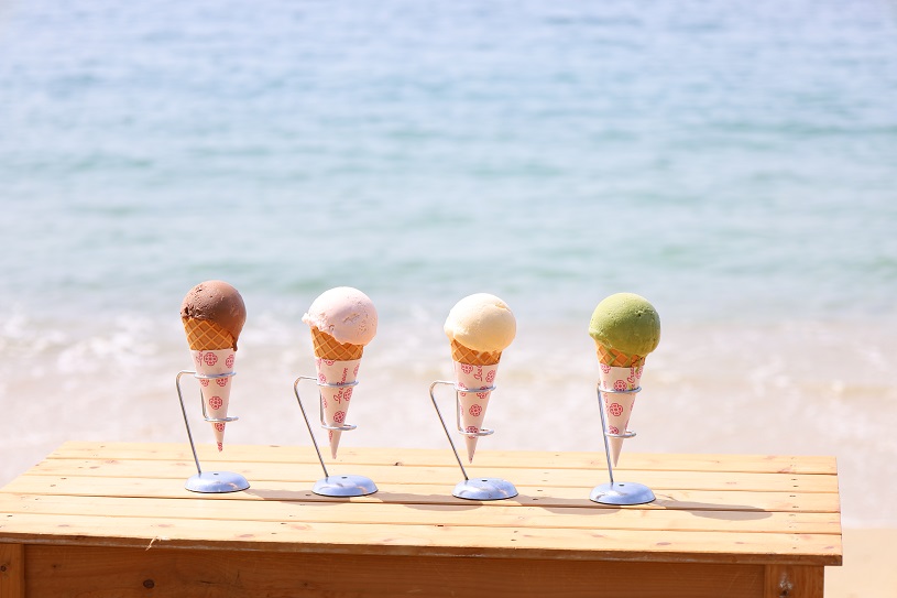 本館喫茶・西通りアイス