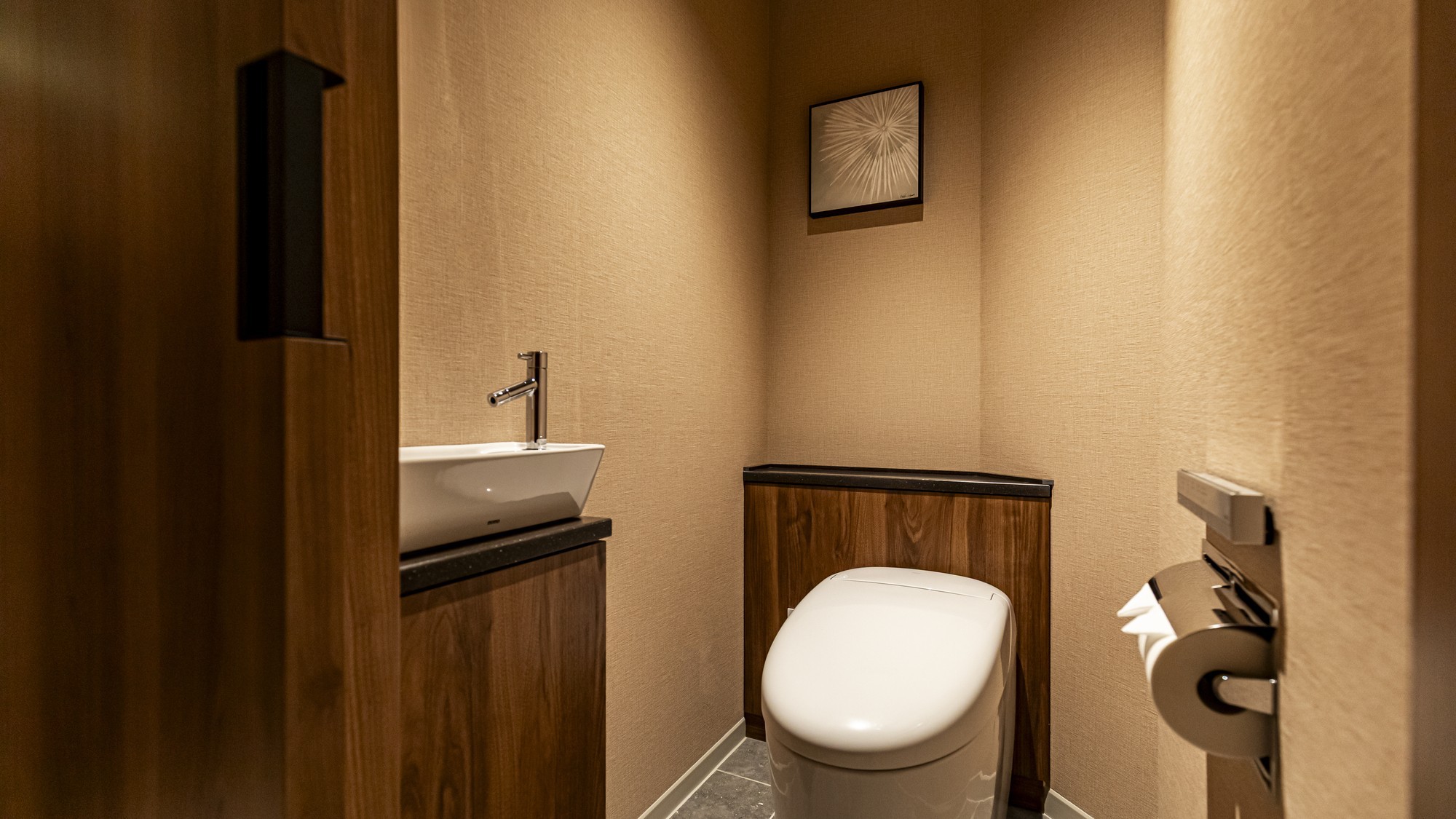 エグゼクティブデラックスキング 41.6㎡ （スカイツリー側）