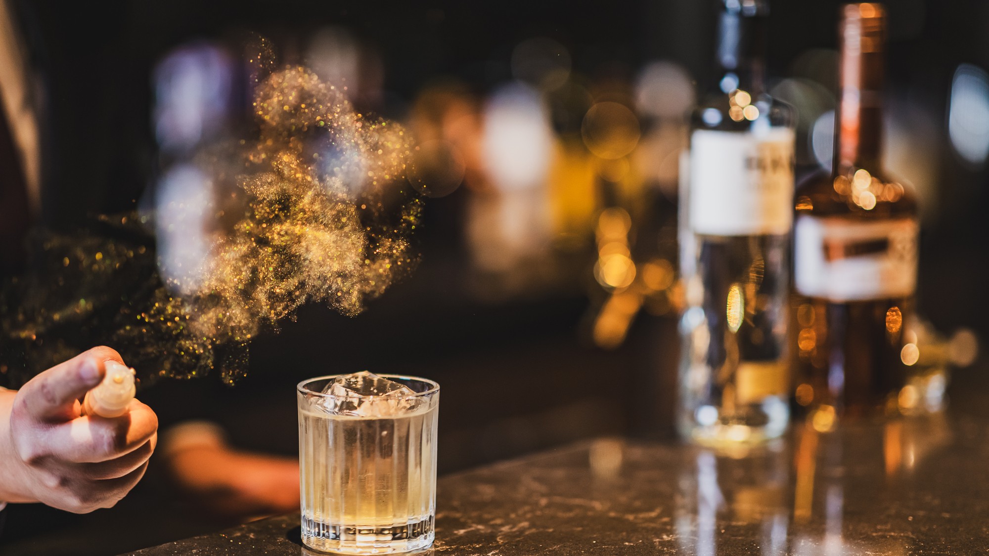 28階 THE TOP BAR Hanabi -華美　バータイム