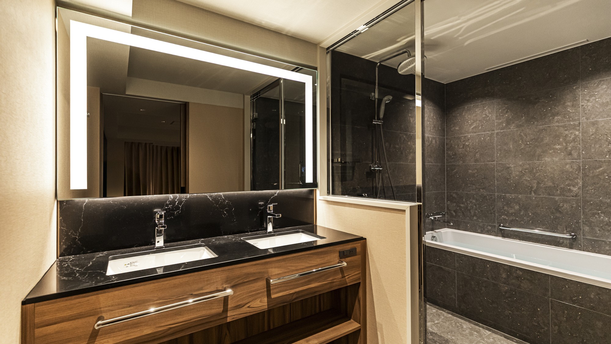 エグゼクティブスイート 52.2㎡（スカイツリー側）バスルーム