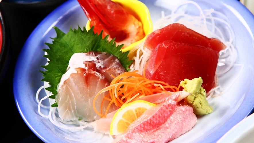夕食一例◆身が締まった新鮮な旬魚