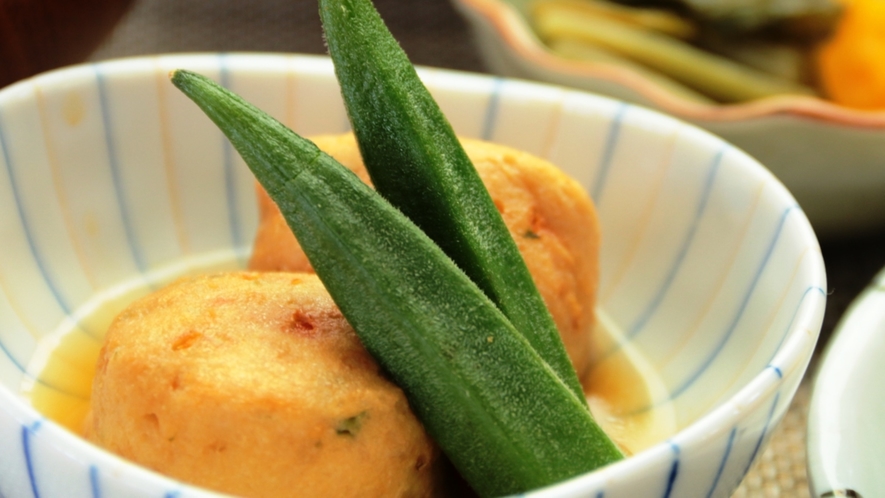 【朝食】和食がメインです。しっかり召し上がっていただき、エネルギーを蓄えてください。