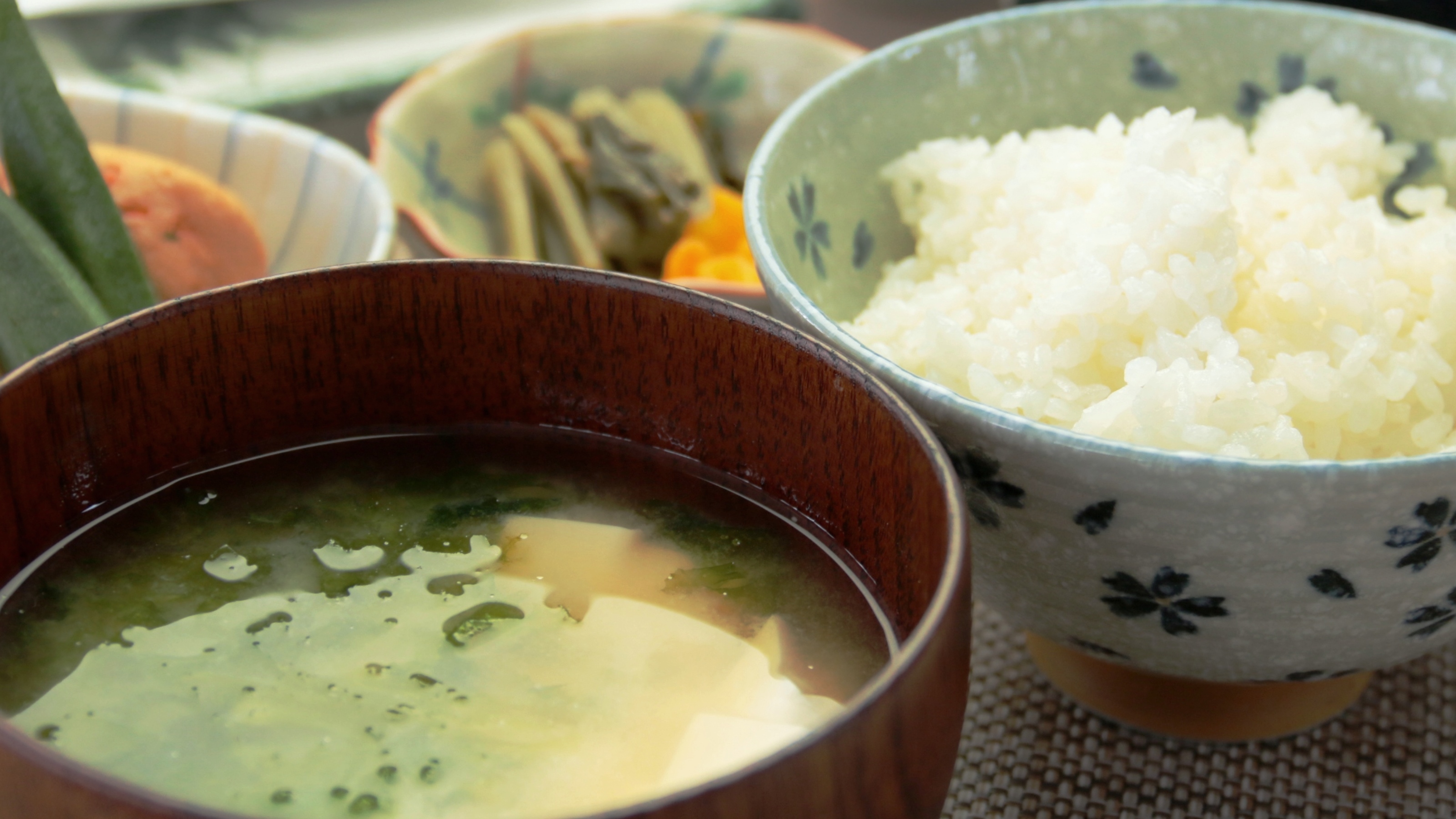 【朝食】和食がメインです。しっかり召し上がっていただき、エネルギーを蓄えてください。