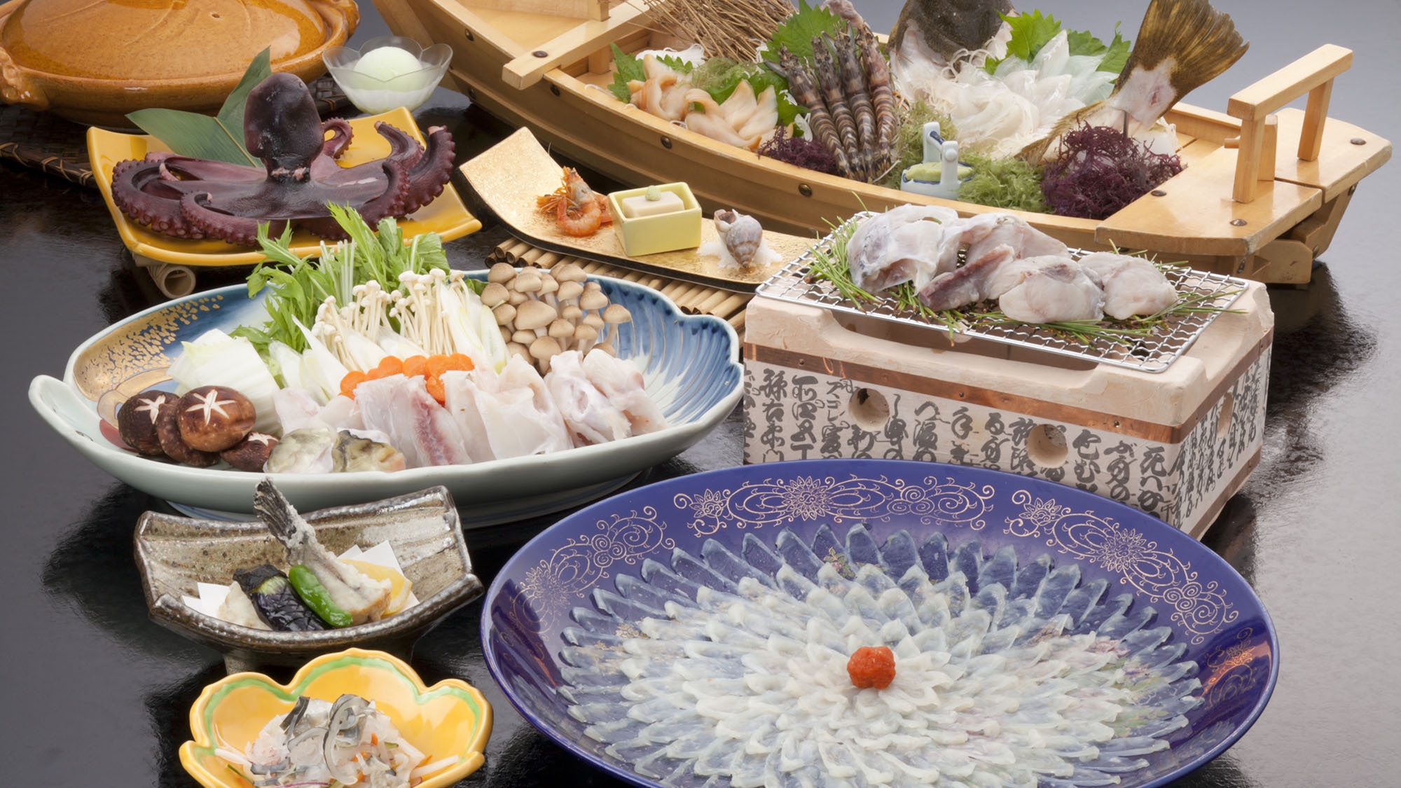 【DX・ふぐ料理12品＋ミニ知多牛の贅沢フルコース】冬の味覚とご当地牛【名鉄海上観光船10％オフ】