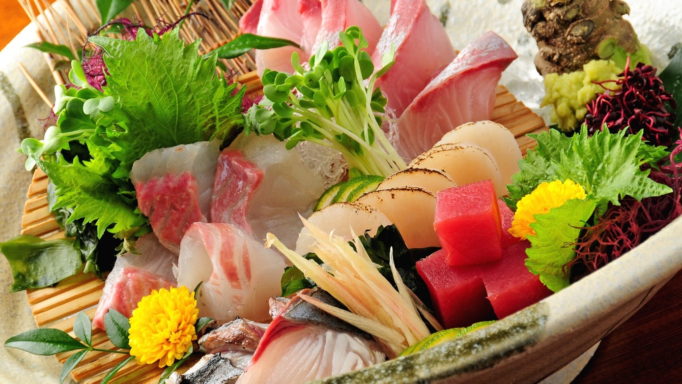 地元鮮魚店より直送！豊穣♪日本海の舟盛付会席♪貸切風呂無料（到着時先着予約）！