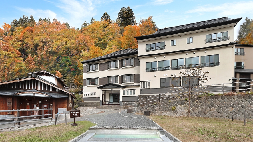 【紅葉】大正ロマンの世界が広がるレトロな温泉旅館