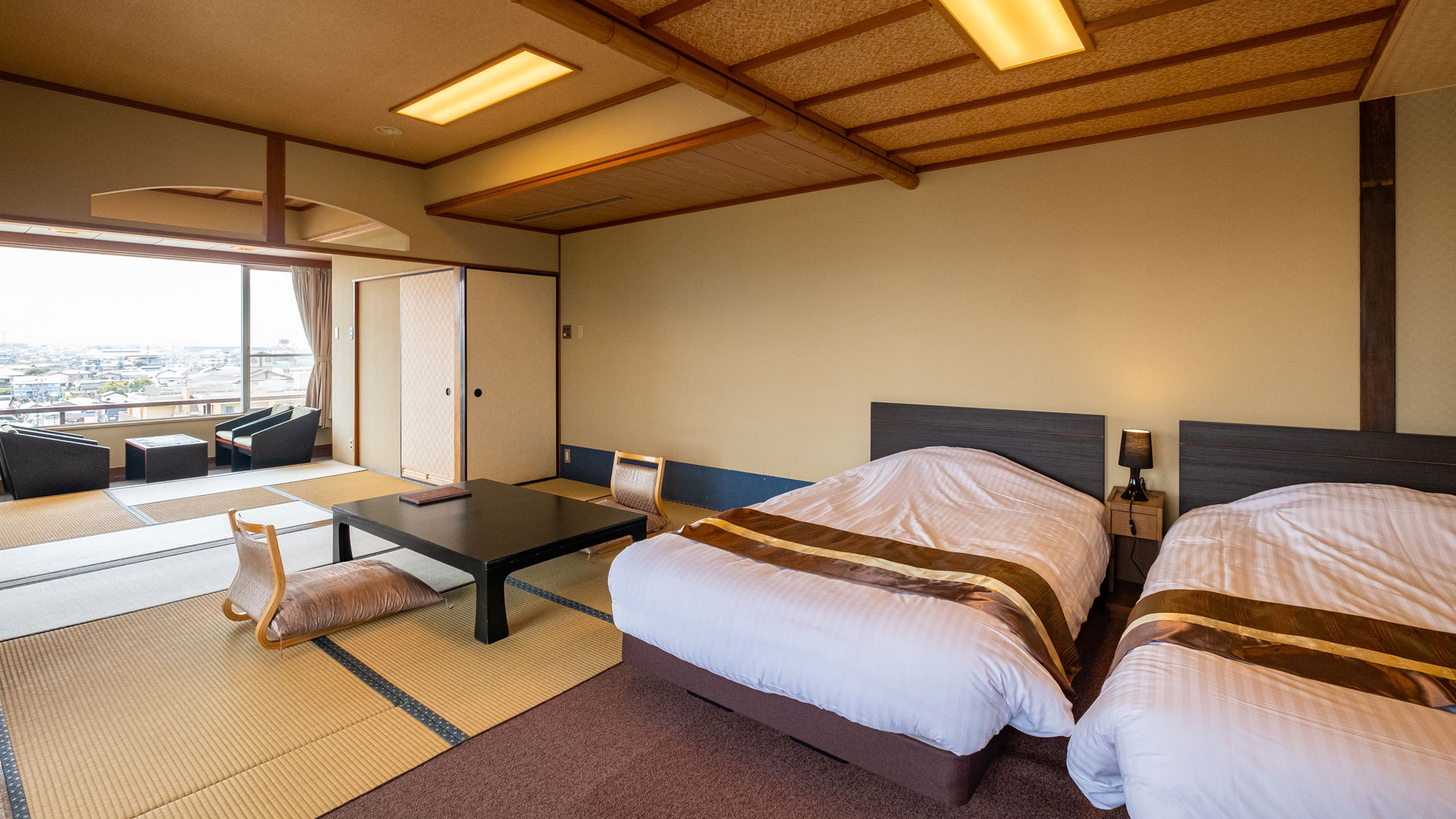 【本館】和洋室（45平米）ツインベッド