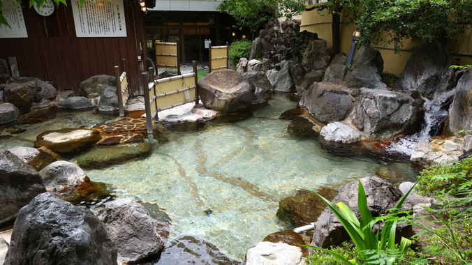 【最大8名様1室OK◆グループにおすすめ】夕食は「個室会場」確約◇和室二間以上でゆったり◇山梨温泉旅