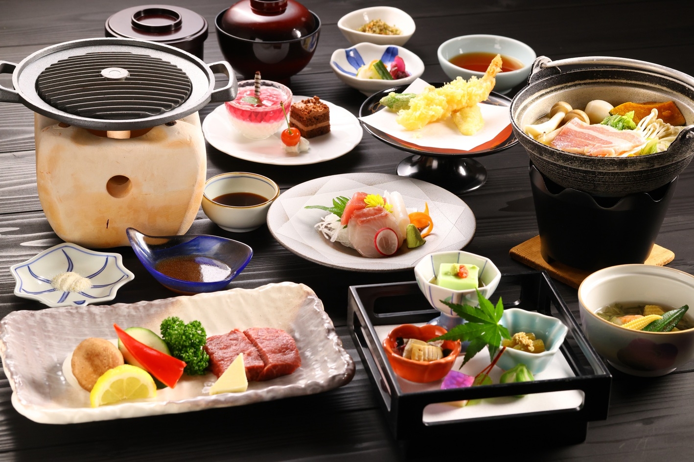 【8/22限定◆石和温泉花火大会】2食付《観覧席チケット付き》迫力の花火を堪能◆ご夕食は17:30〜