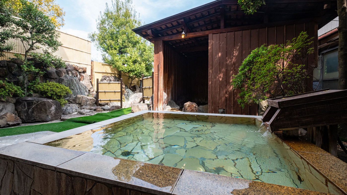 【記念日◆お食事グレードアップ】料理長おすすめ季節の会席料理◆誕生日・結婚記念日・ご長寿お祝いに