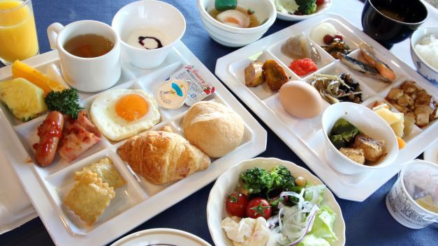 【1泊朝食付プラン】気軽な山梨旅行・出張に♪山梨の味覚とワイン風呂を満喫◆21時までチェックインOK