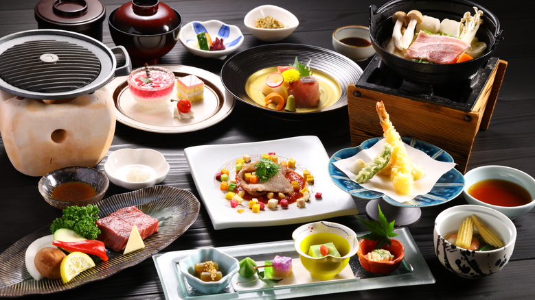 【八田スタンダード◆2食付基本】やまなし満喫◇源泉掛け流しの大きな露天風呂×甲州旬会席プラン