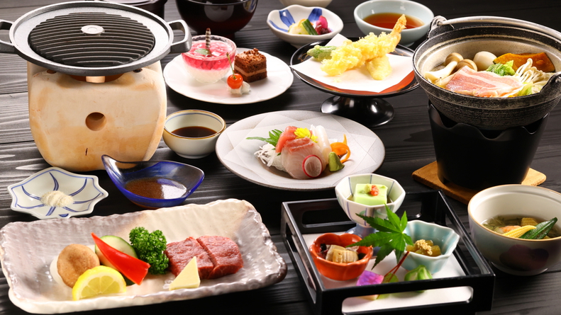 【選べる3つのお鍋◆花宴御膳】山梨名物の郷土料理を味わえる≪ほうとう／鴨鍋／豚しゃぶ≫