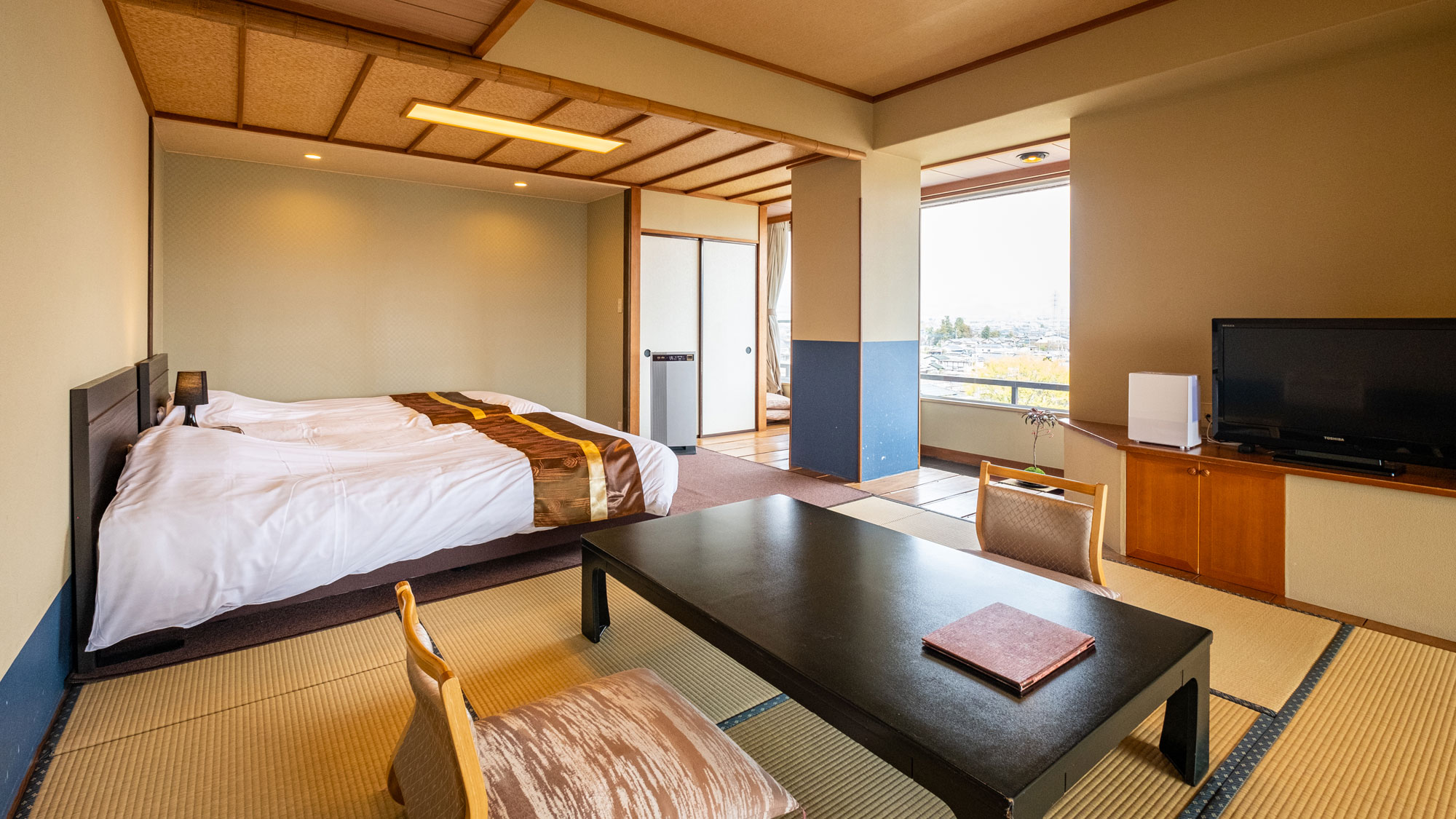 【本館】和洋室（45平米）ツインベッド（一例）