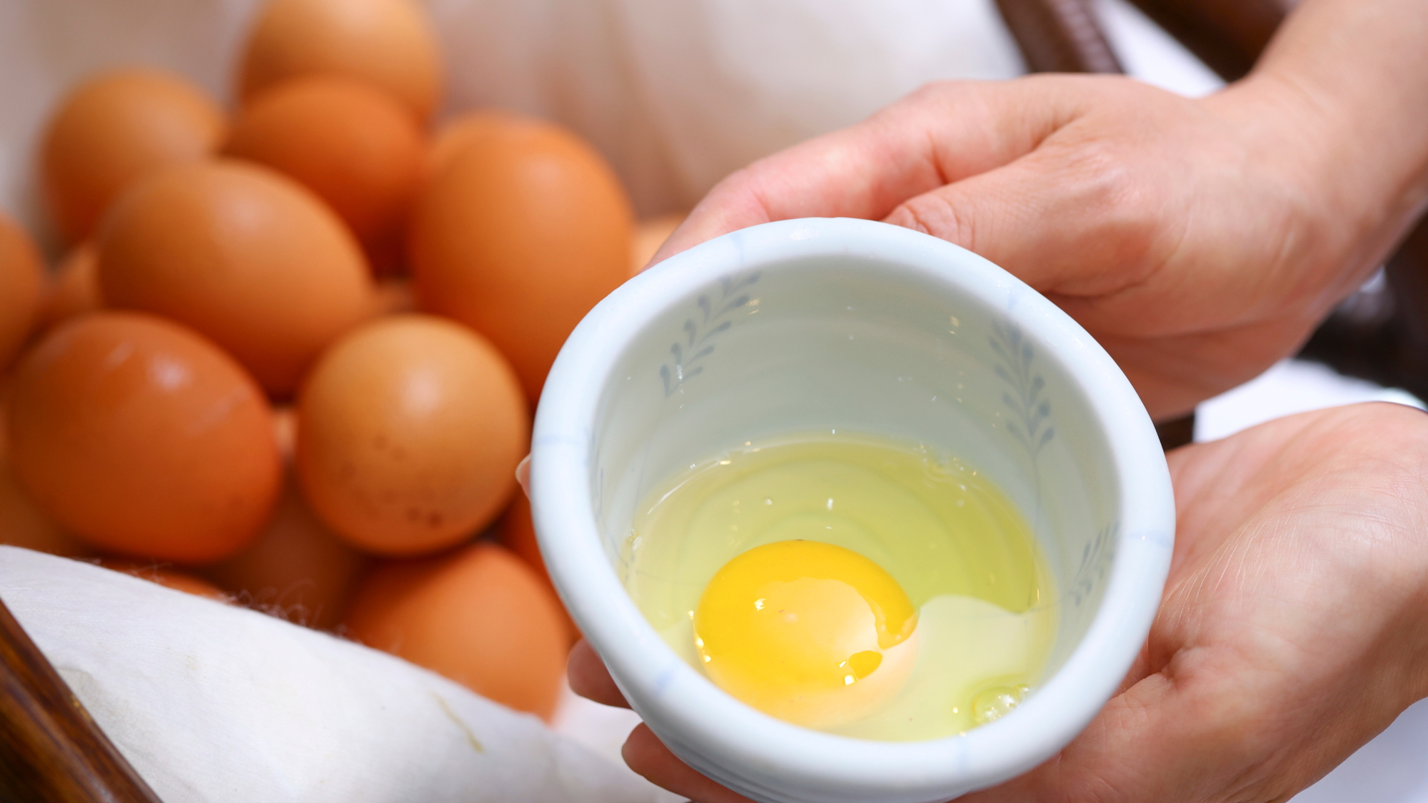 【ご朝食】バイキングイメージ　明野農場の産みたて卵