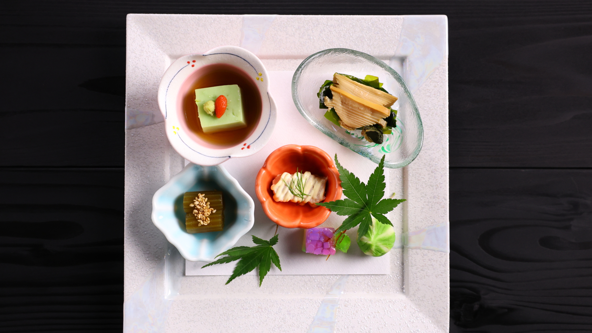 【ひとつ上の贅沢◆特別会席】旬を感じる繊細な味、食事のはじまりに