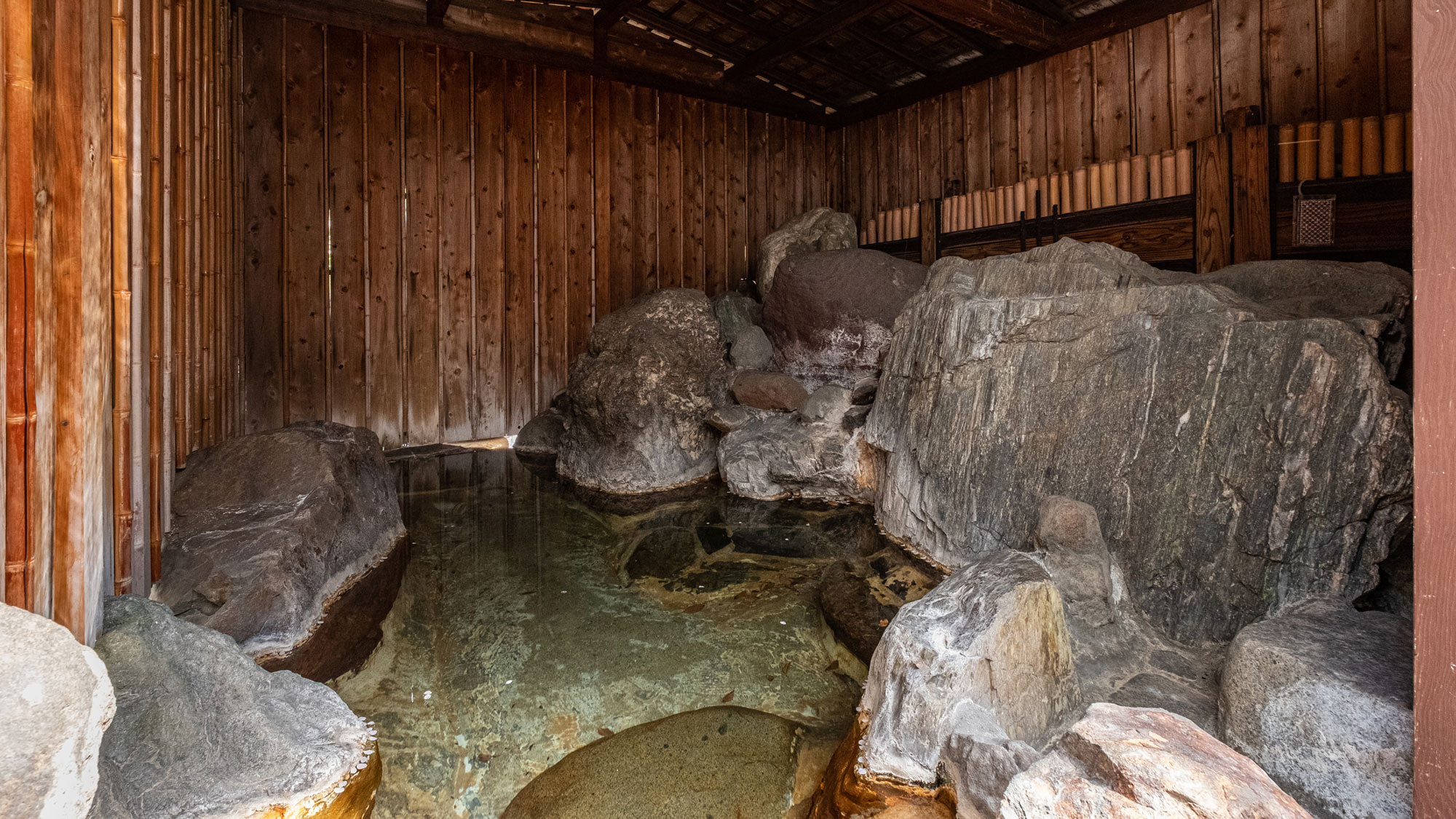 【西館1階】露天風呂/升風呂（男性用）