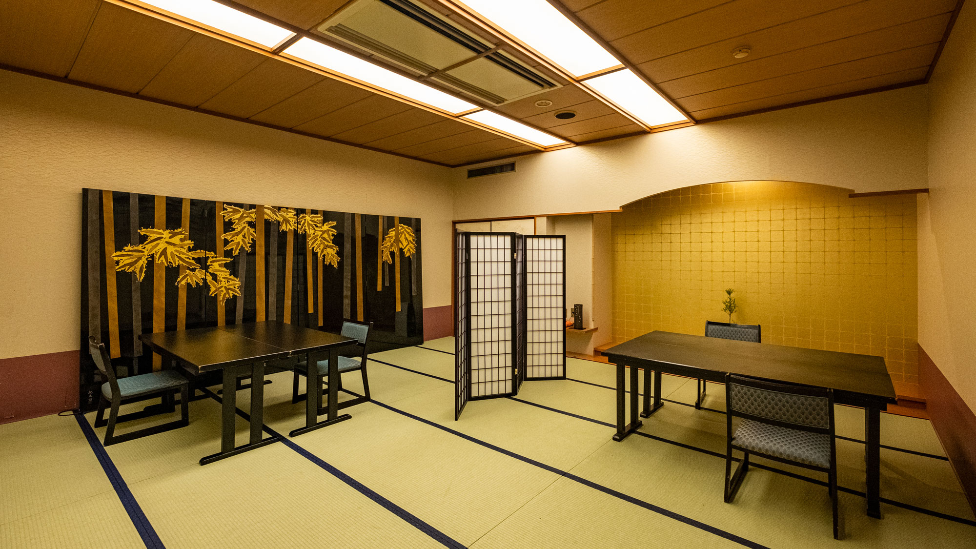 【本館2階　お食事処】（個室会場一例）