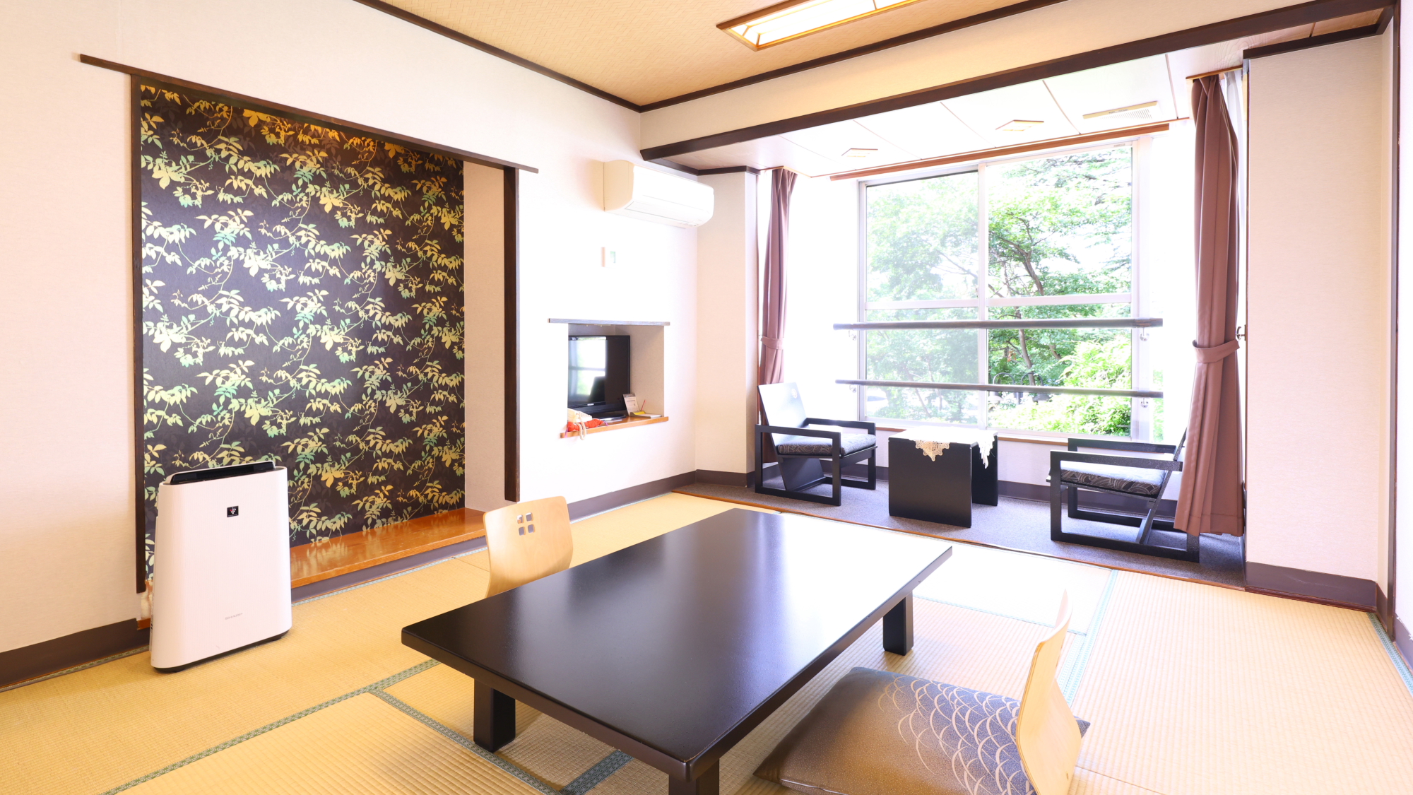 【東館】和室10畳+広縁 （一例）