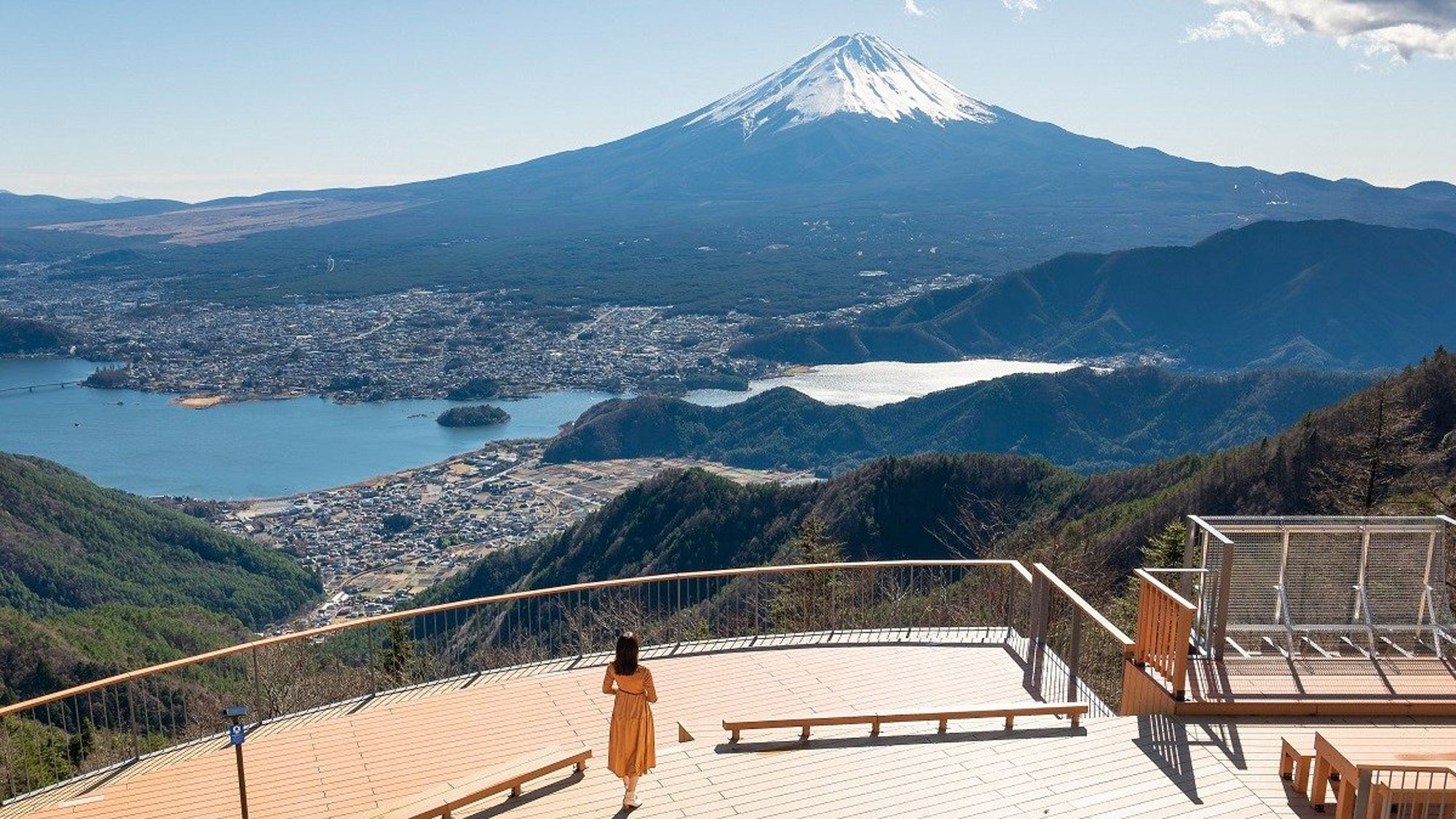 「FUJIYAMAツインテラス」雄大な富士山と河口湖の景色が楽しめるぜひ訪れたい場所。
