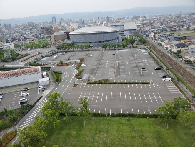 大型駐車場②