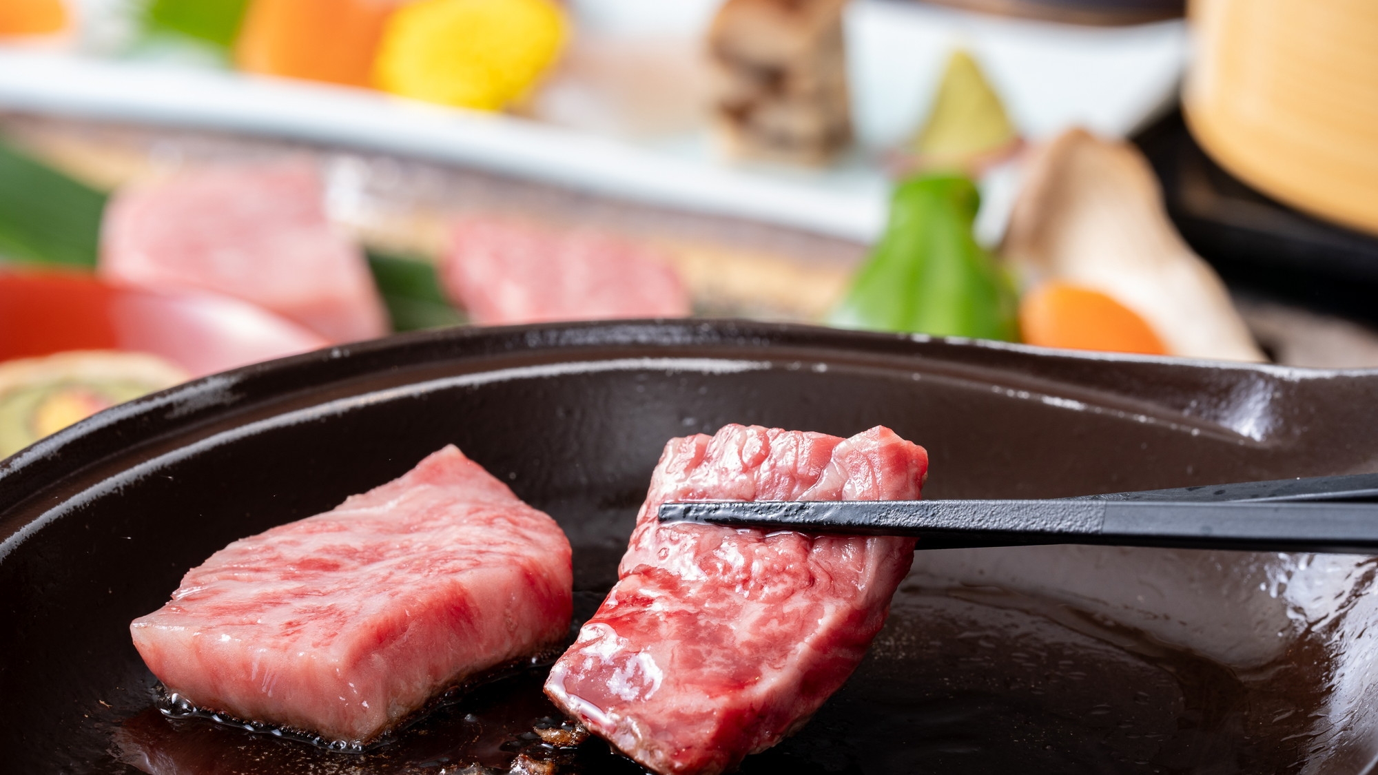 【楽天スーパーSALE】5％OFF！信州プレミアム牛の2種食べ比べを陶板焼きでご用意！
