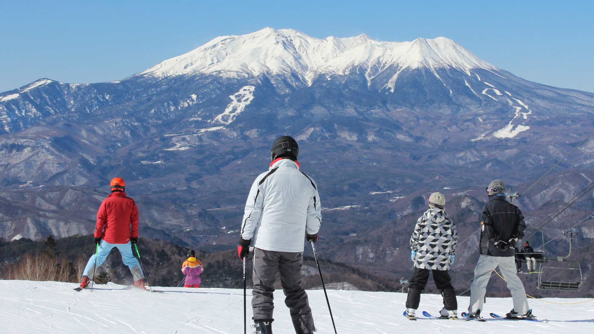 【2大特典】＜基本プラン3300円OFF＋リフト券1日分付＞雄大な御嶽山を望む「木曽福島スキー場」