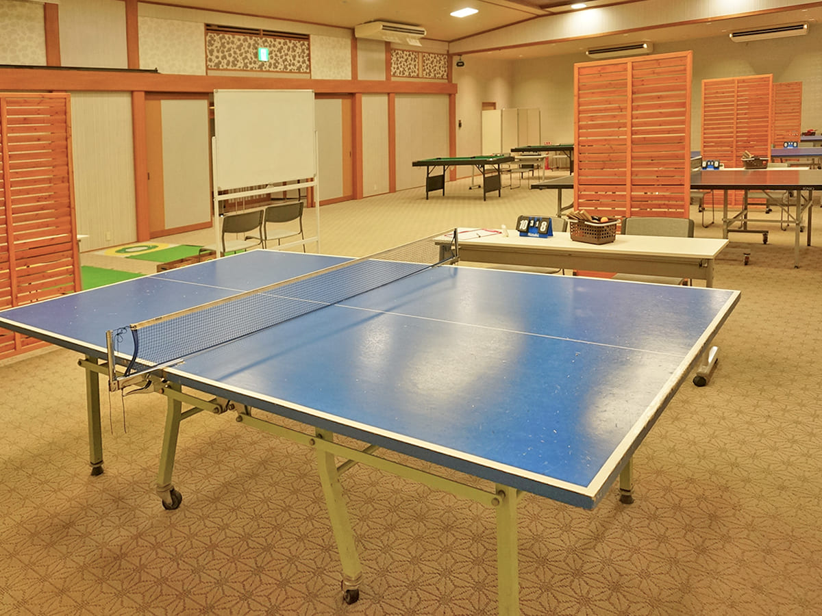 じゅらく遊技場（卓球）
