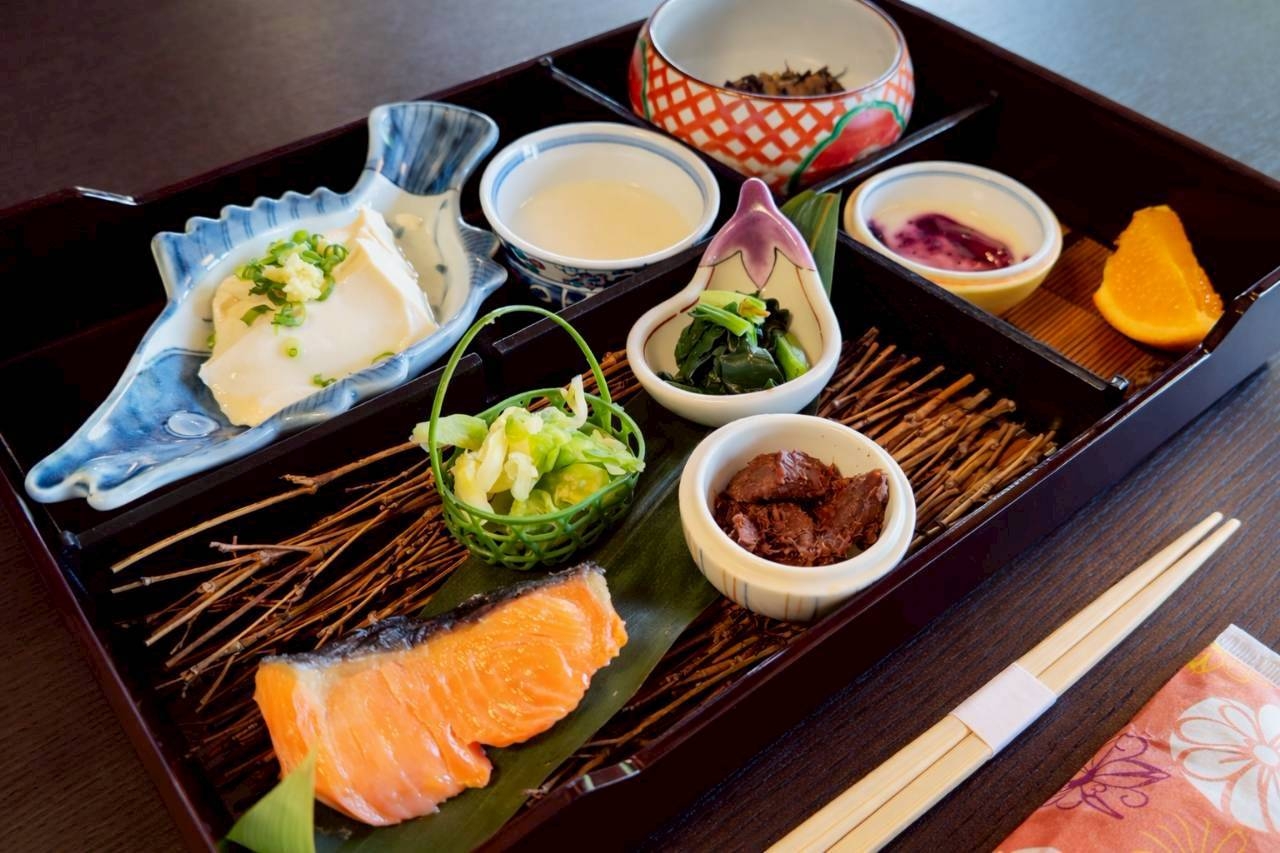 【連泊・お部屋食】2泊以上でお得に滞在！夕食はお部屋食でゆっくり／日替わり会席＆朝食付き