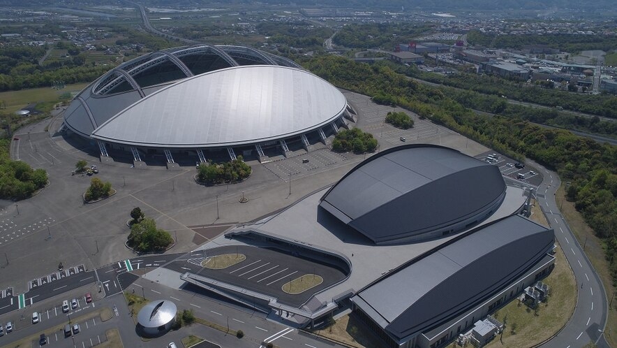 レゾナックドームと武道館　画像提供：大分市