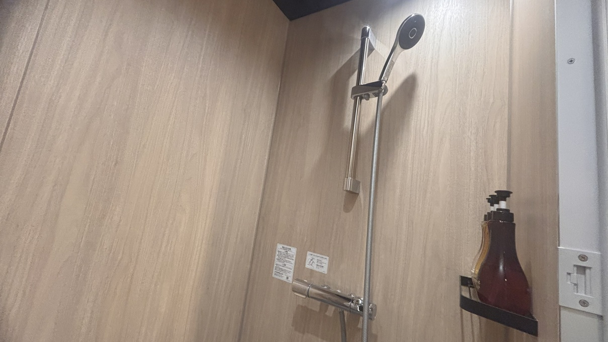 せせらぎの間シャワールーム