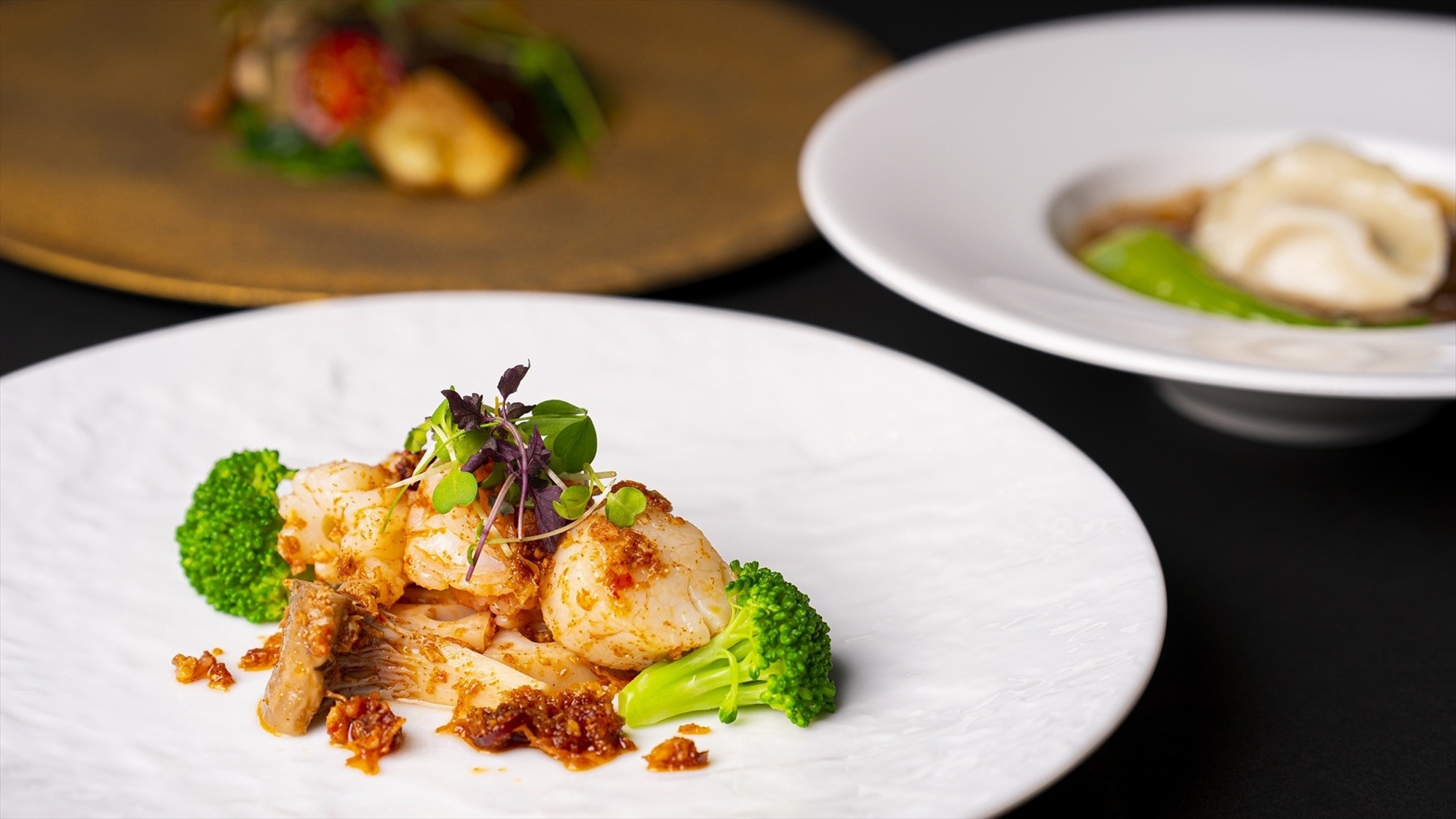 大観苑：初冬・大観苑の木蓮コース／佐賀県産和牛の黒酢香るピリ辛ジャポネソースに、ふかひれ、海の幸、北京ダックと大満足の全7品のコース料理。