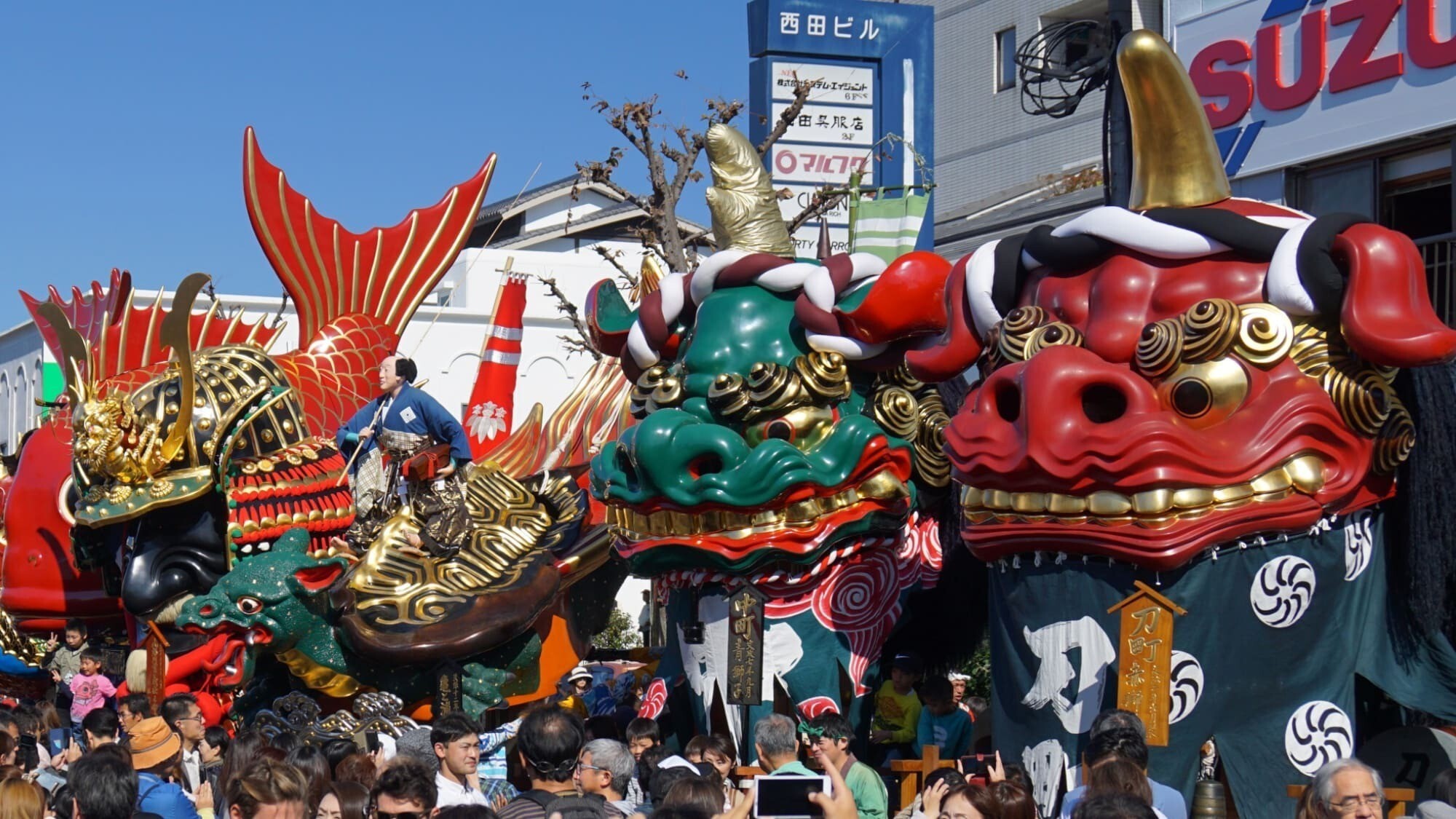 周辺観光／【唐津くんち(唐津神社)】11/2～4に行われる唐津神社の秋季例大祭…当館から車で1時間