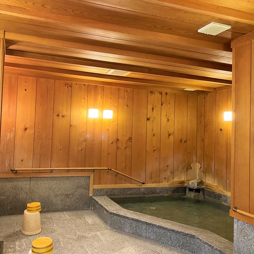 【大風呂】飛騨高山温泉です。旅の疲れを癒してくれます。
