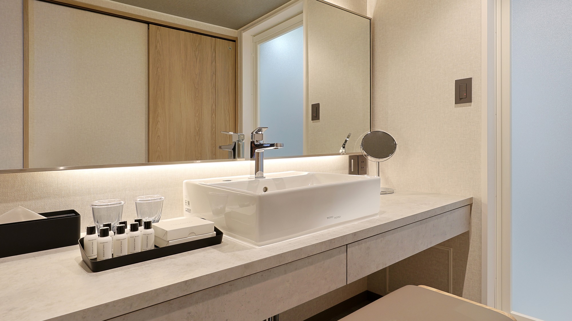 【和洋室】13階露天風呂付客室（禁煙）