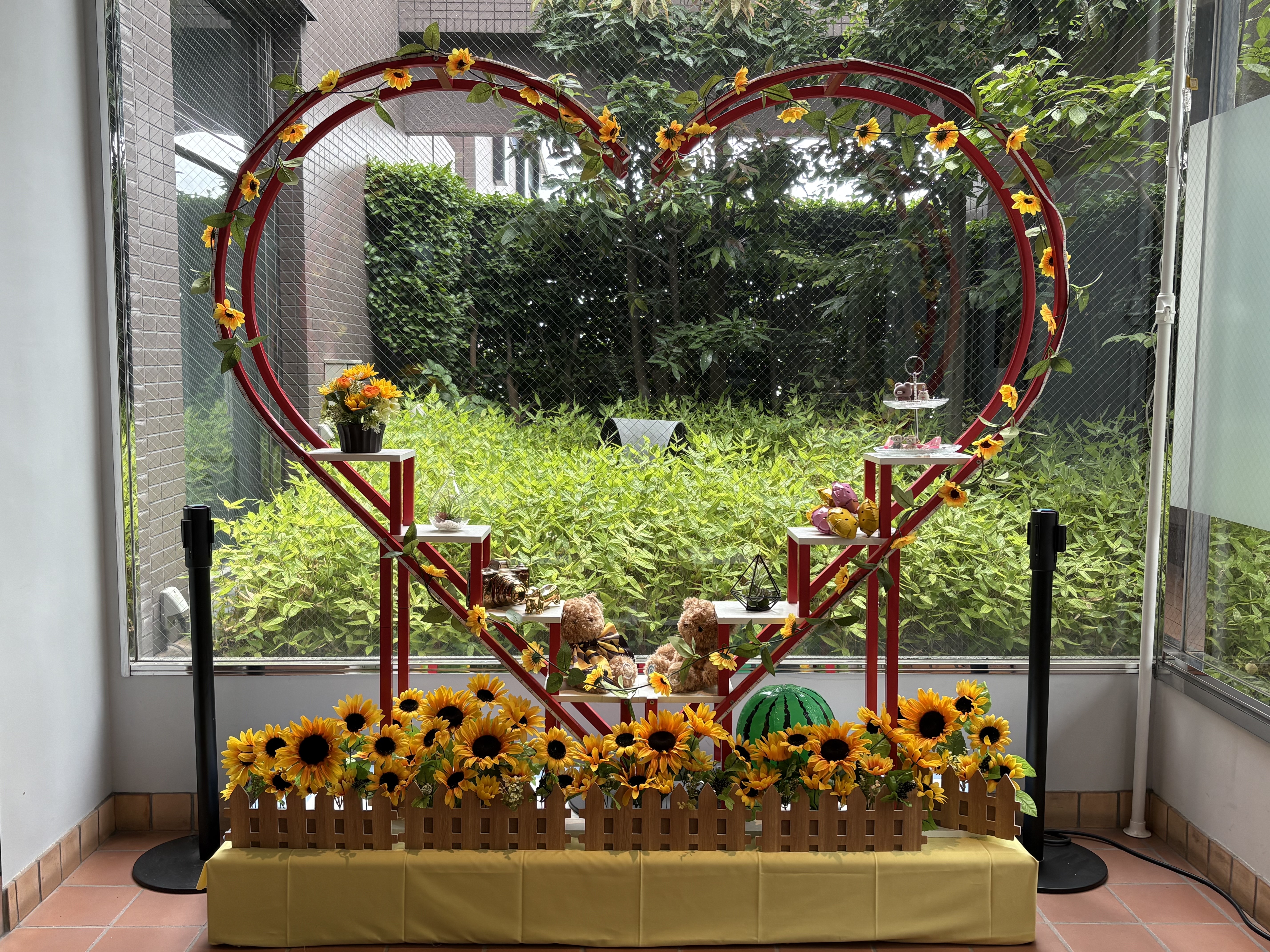 2025年夏　ハートに咲く向日葵