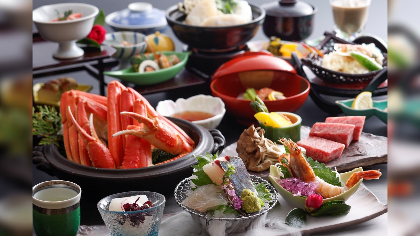 【さき楽３０】【夕朝食・個室料亭】量より質の懐石を堪能できる「茶寮花野 季節の懐石」