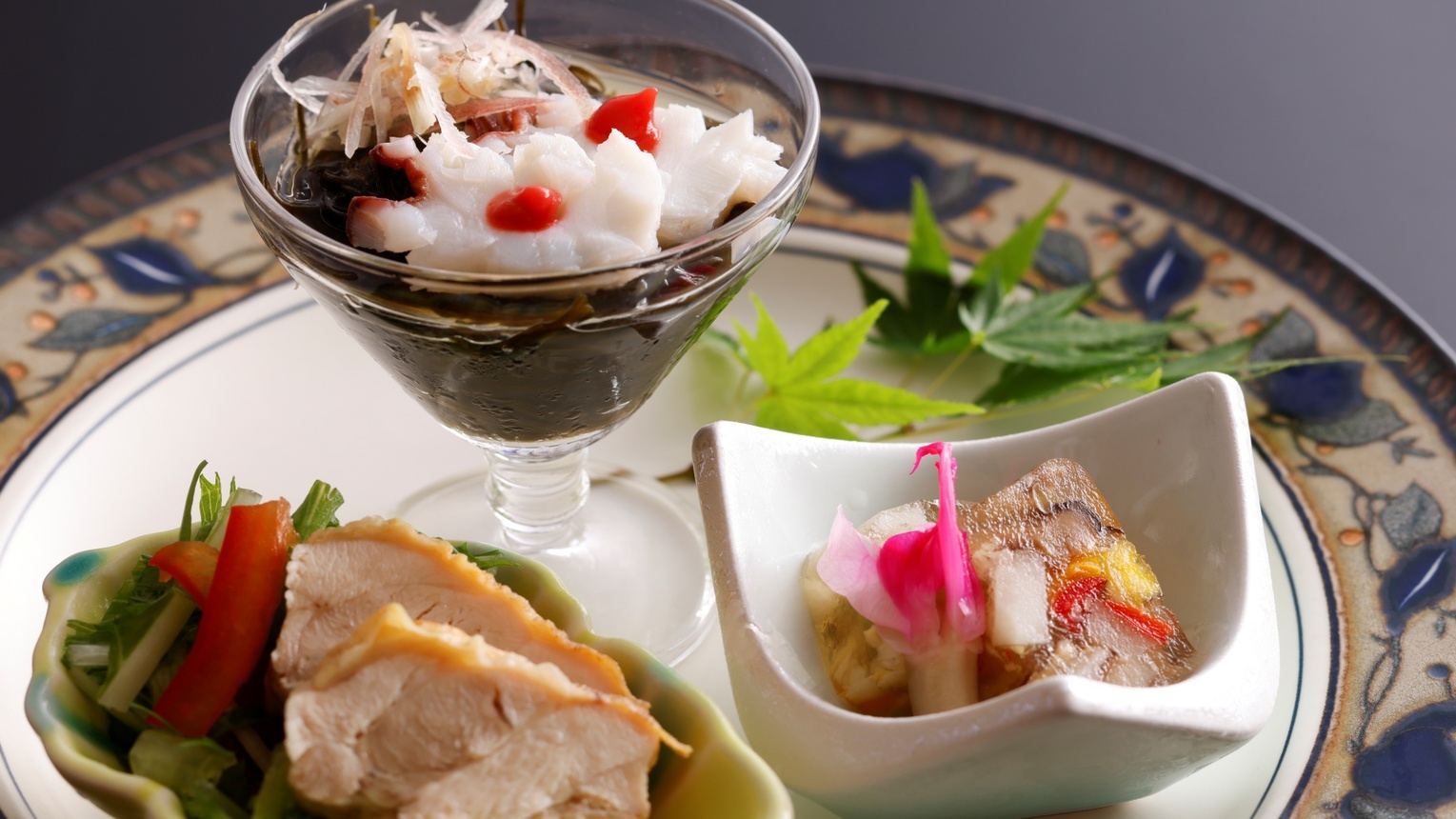 【夕食・個室】鳥取の夏の味覚を味わう「旬彩味覚会席」