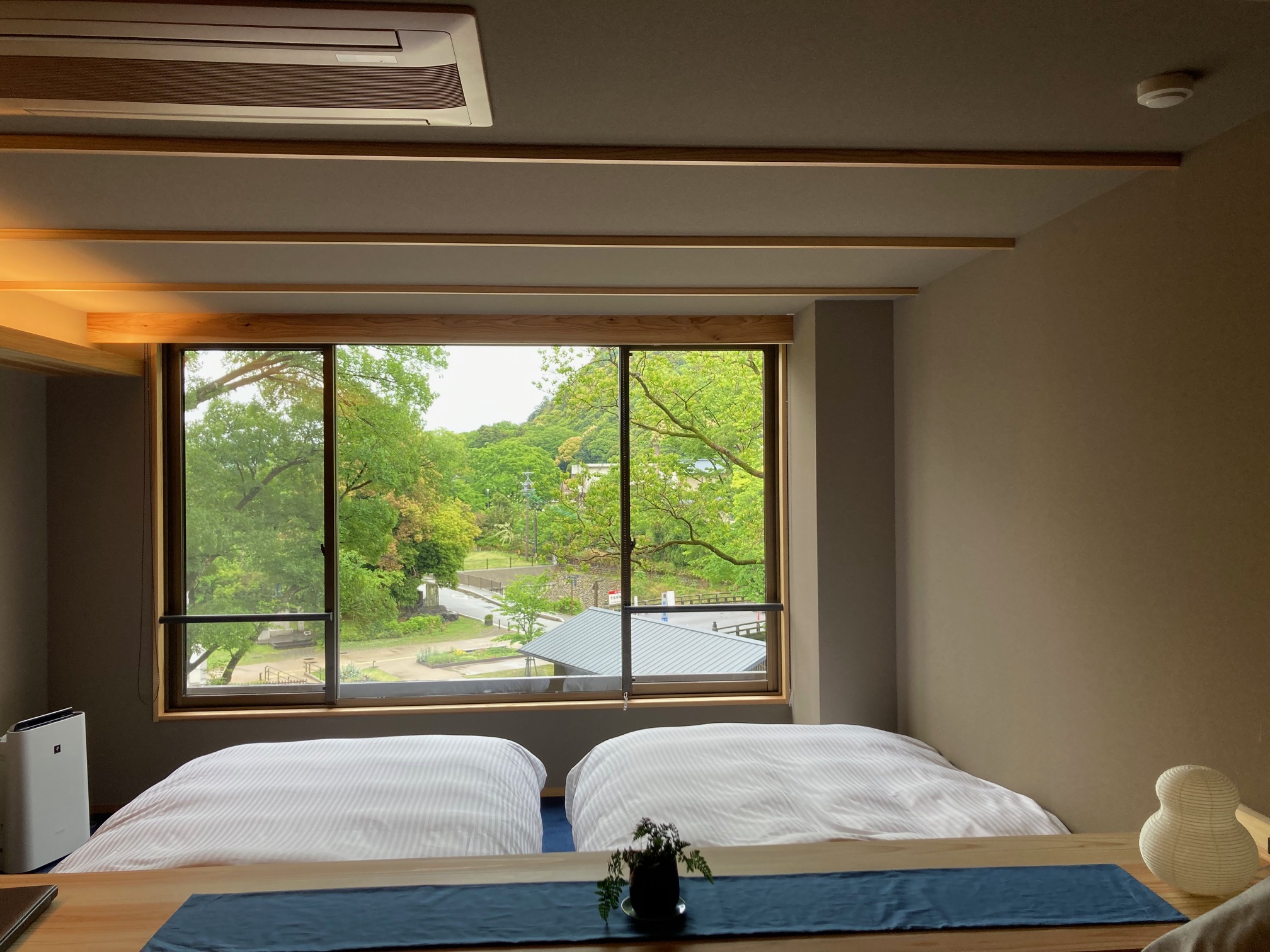 352　コンセプトルーム　藍